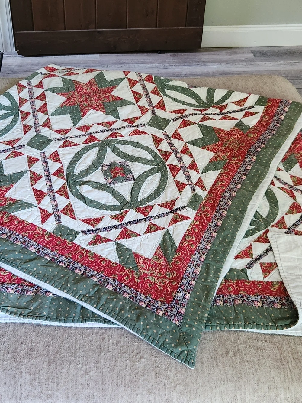 Handmade Vintage Christmas Patch Quilt Heavy And Big Size 82/75 Beautiful